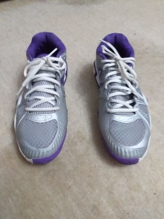 Adidasi NB mas 40
