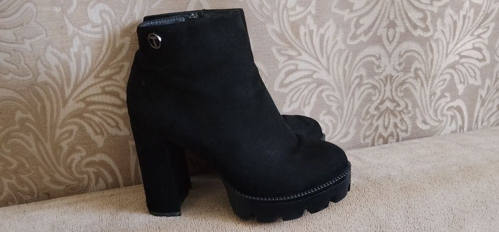 Продам!!! Сапожки