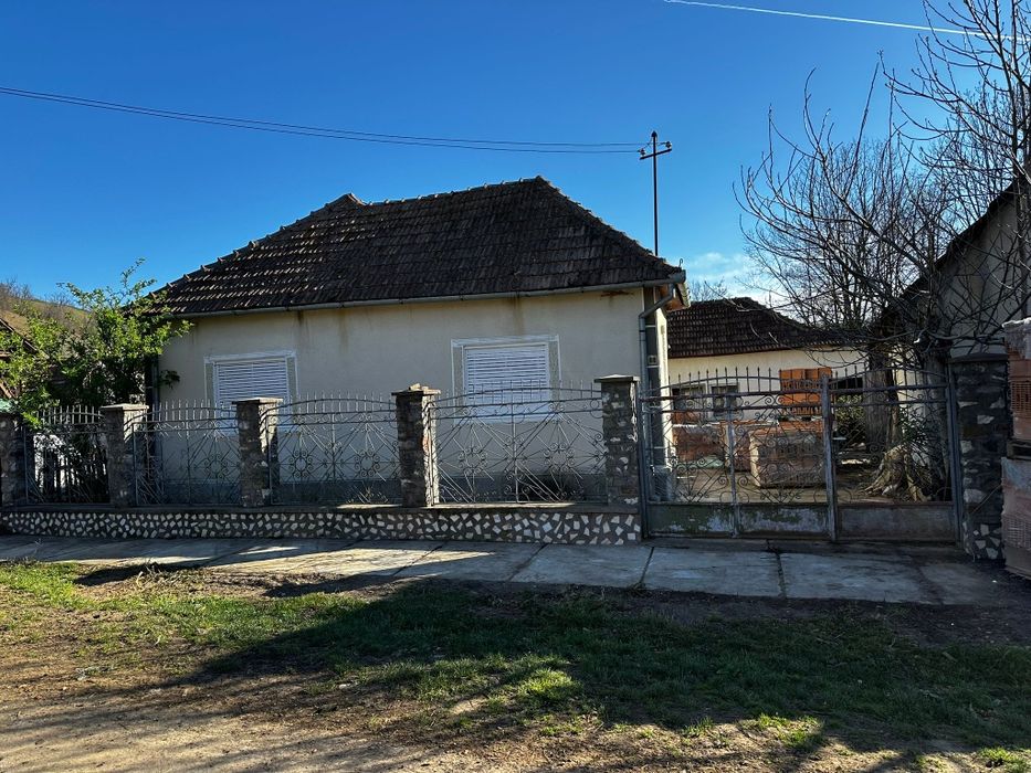 Casă de vânzare în Madrigesti!