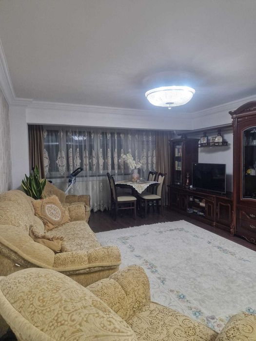 Apartament de vânzare cu 3 camere renovat în Urziceni, Ialomița