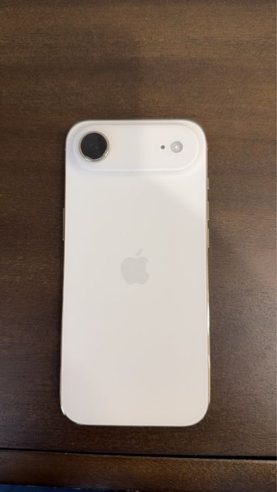 Iphone 17Air белый