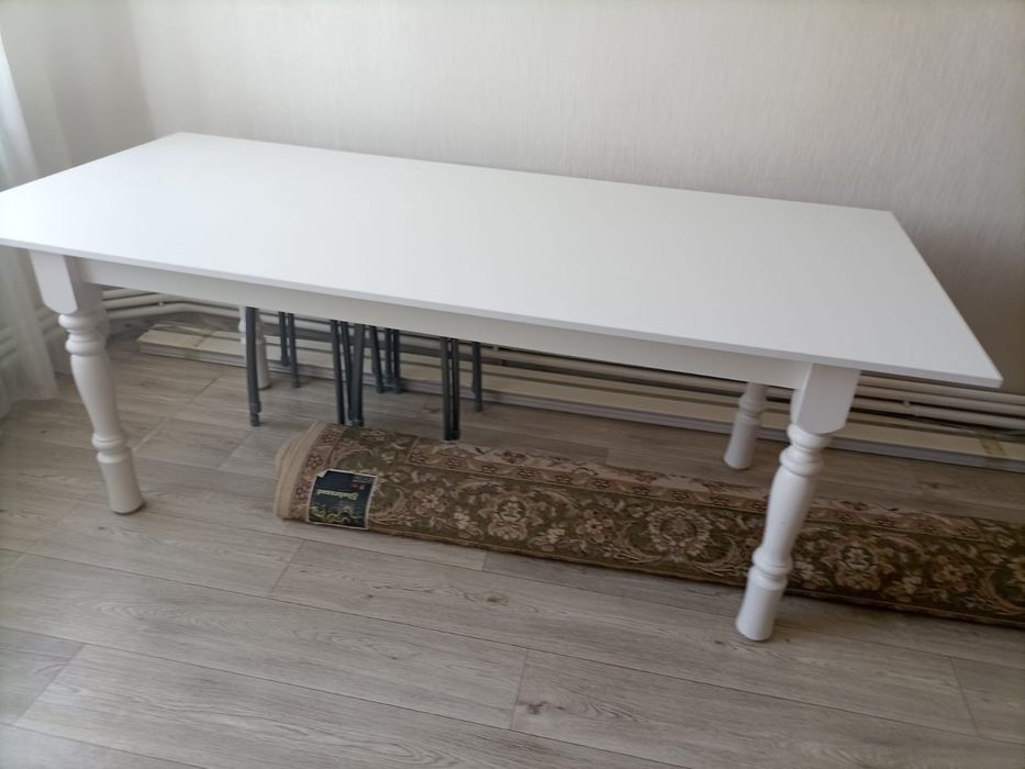 Продам Стол столовый