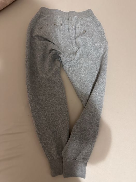 Дамски анцуг Nike xs