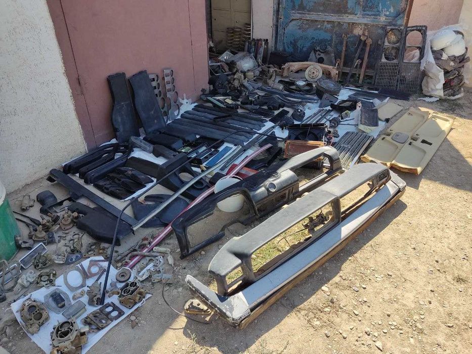 продается на разбор ваз 2107