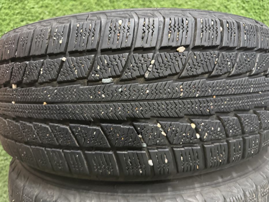 Шины 215/55 R17