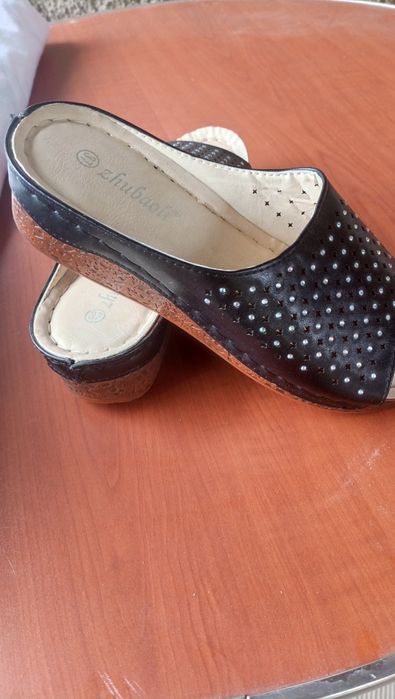 Шлепки летние новые