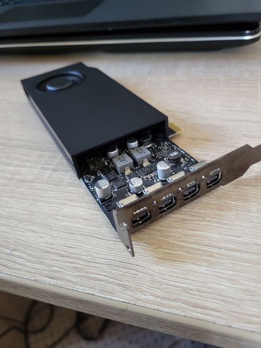 Placă video low profile  RTX A400 , 4 GB , GDDR6