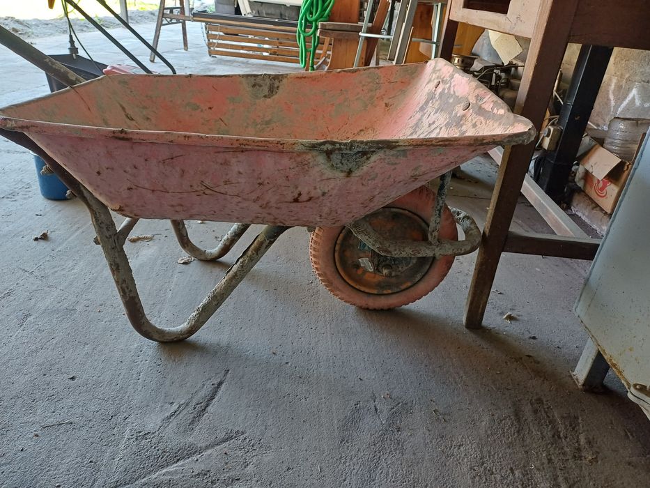 Продам 2 тележки в рабочем состоянии