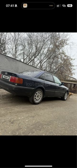 Продам машину ауди 100