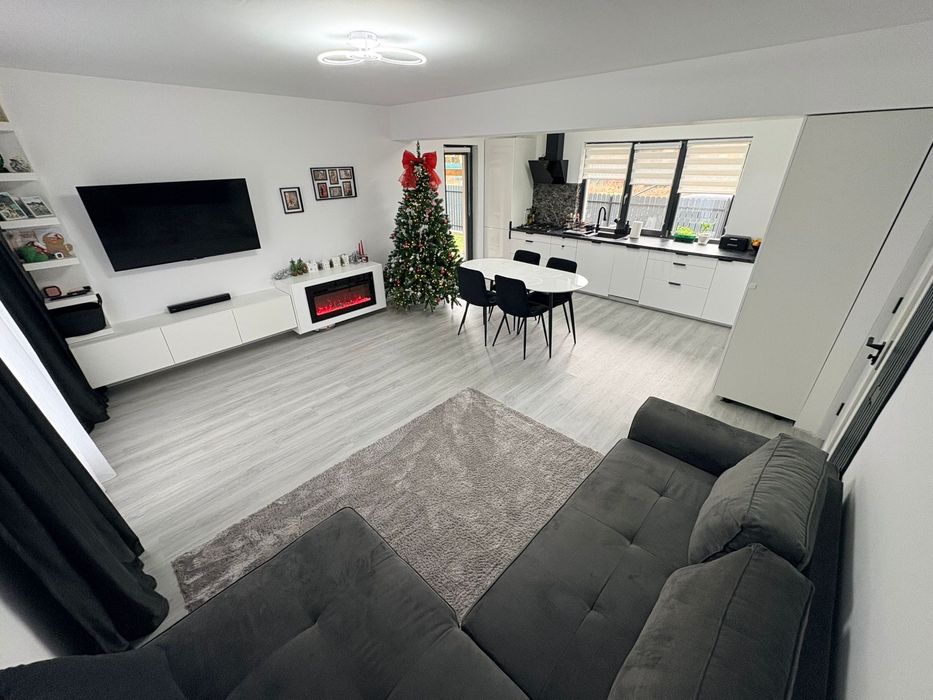 Casa pe parter single.