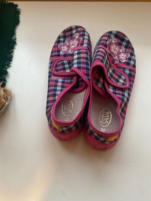 Детски домашни обувки 32 номер.