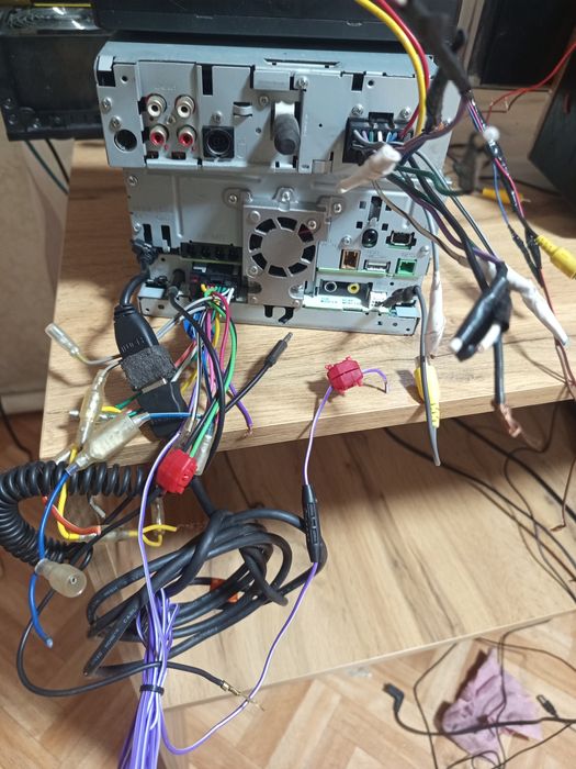 Продам Pioneer  AVIC RZ 710