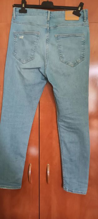 Blugi albastri pull&bear