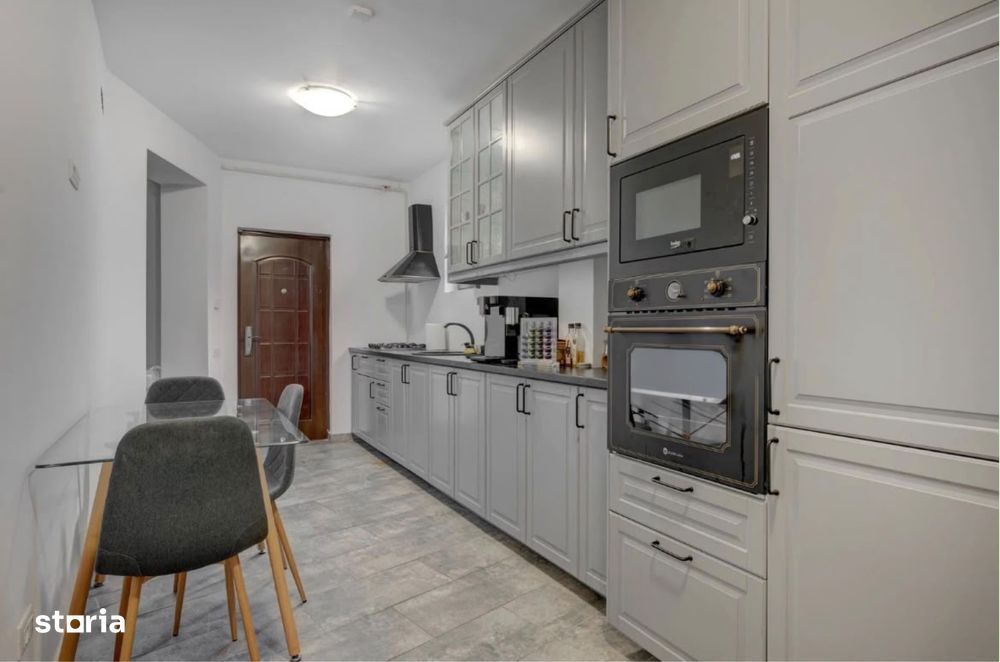 Apartament 3 Camere Zona Centrala