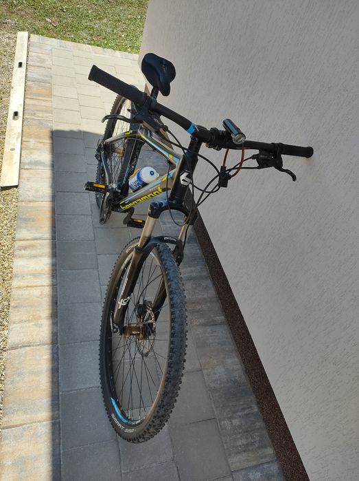 Două Mountain Bike