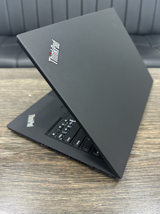 мощный 8-ядерный i5 ноутбук Lenovo ThinkPad T14