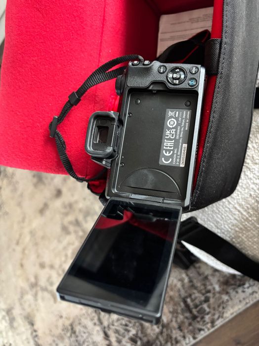 Canon EOS M50 Mark II Фотоапарат черен с чанта