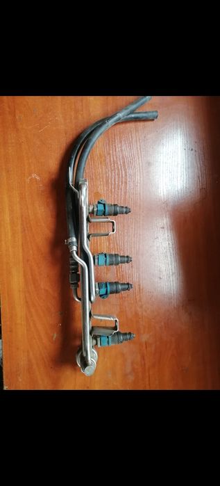 Запчасти на Пассат б5 1.6