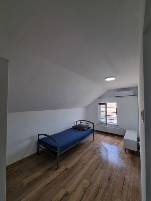 Garsonieră de închiriat