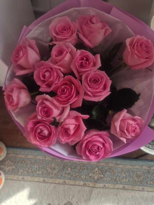 Свежие  букеты розы