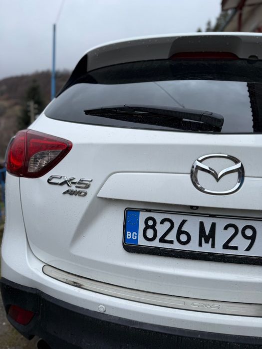Лек автомобил MAZDA CX5