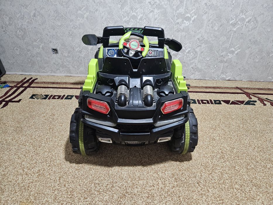 Детская машина большая