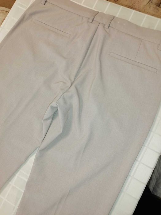 Чисто нов мъжки официален панталон LINDBERGH размер L