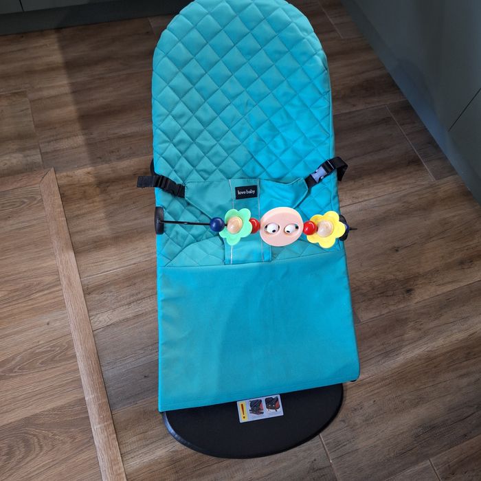 Люлеещ се стол за бебе - шезлонг