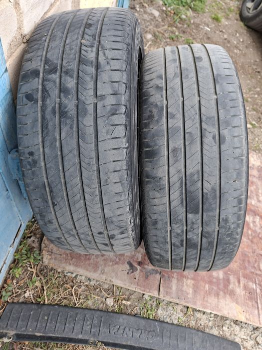 Продам шину 215/55/17  кумхо