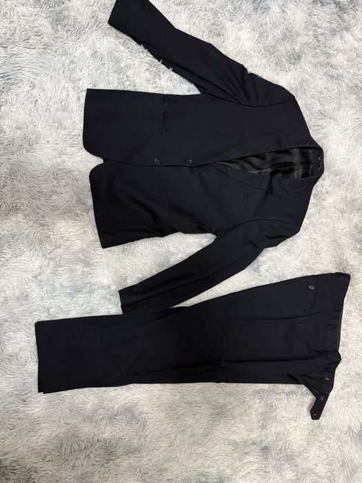 костюм темно синий