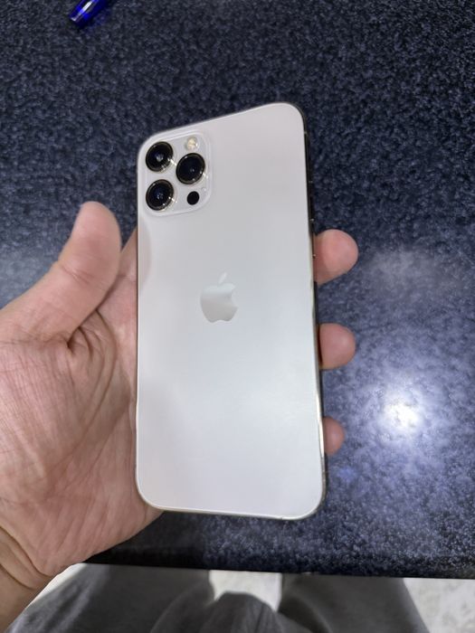 iphone 12 pro max pamit 128g yomkost 79 holati zor oqip tel qlila