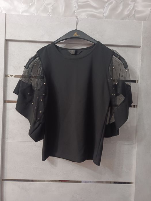 Нарядная блузка на девочку,8-9 лет