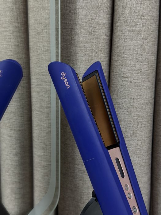 Утюжок для волос Dyson