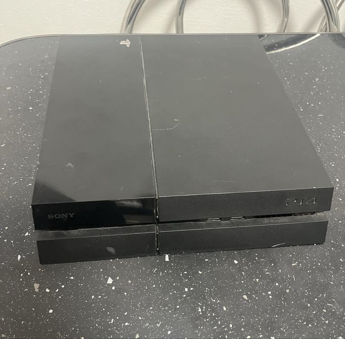 PlayStation 4 negru piese