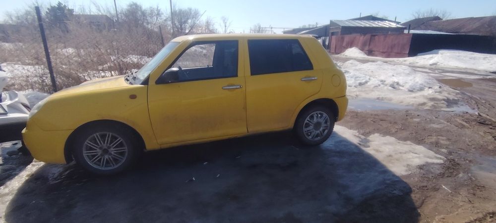 Продам машину лифан смаил