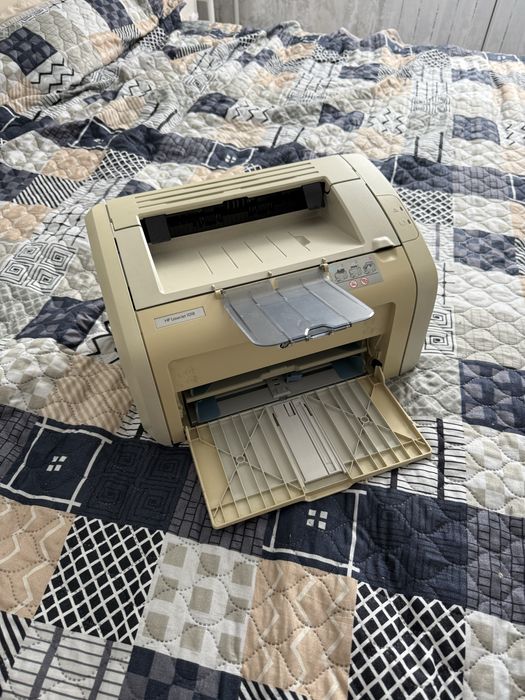 Принтер HP LaserJet 1018