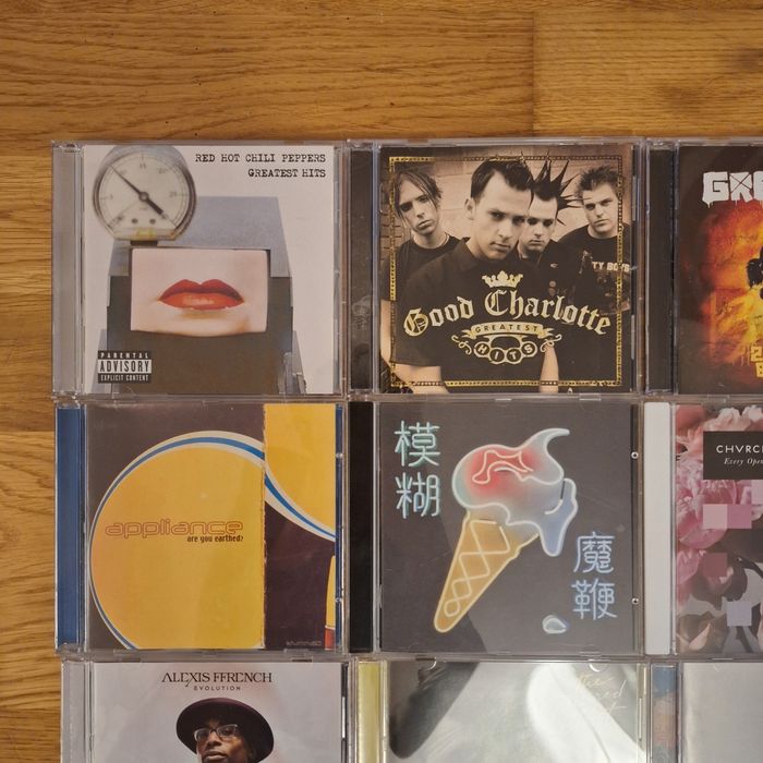 CD албуми (оригинални) музика