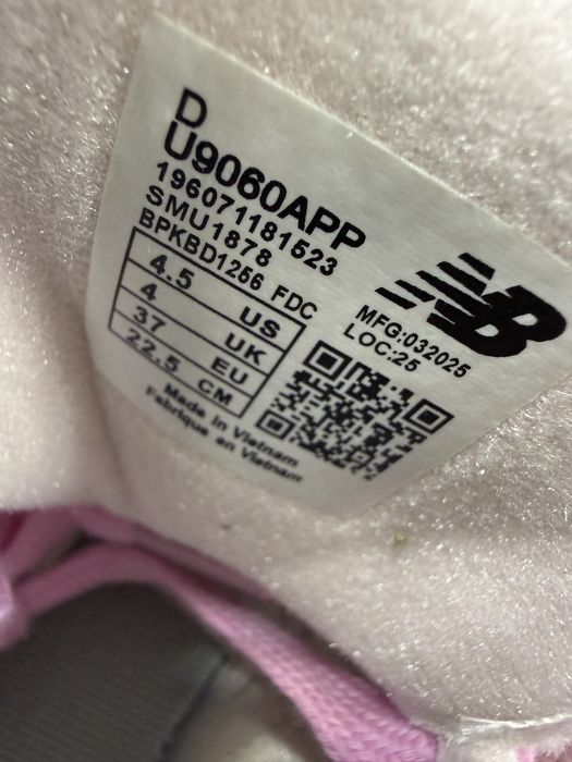 New Balance 9060 37 noi new