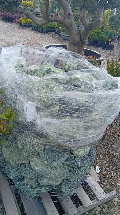 Pietre decorative pentru cascade