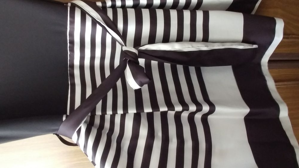 Rochie elegantă mărimea M