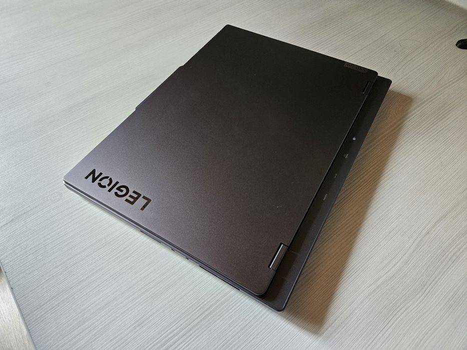 Laptop Lenovo Oled Ryzen7 RTX 4060 32gb