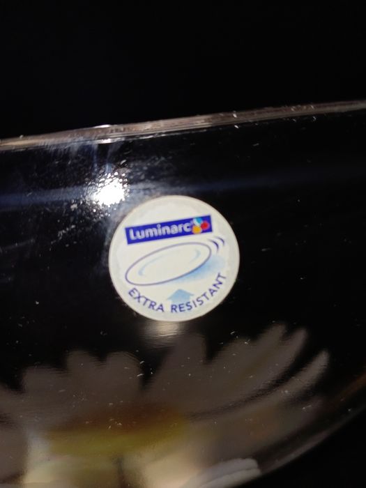 Глубокая чаша с ромашкой