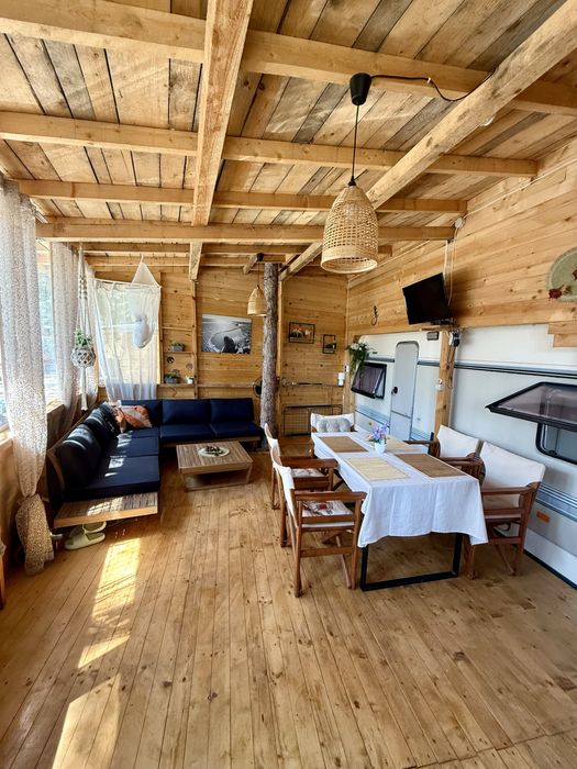 Каравана Escape под наем за Сезон 2026 къмпинг Созопол Еко