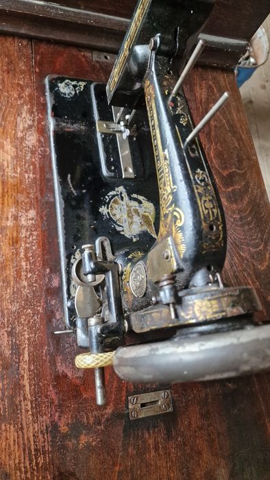 De vânzare mașină de cusut Singer