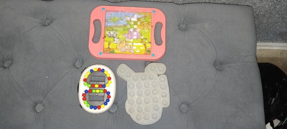 3 игрушки за все 1000 тг