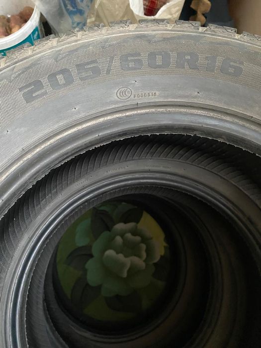 Шины липучка на 16