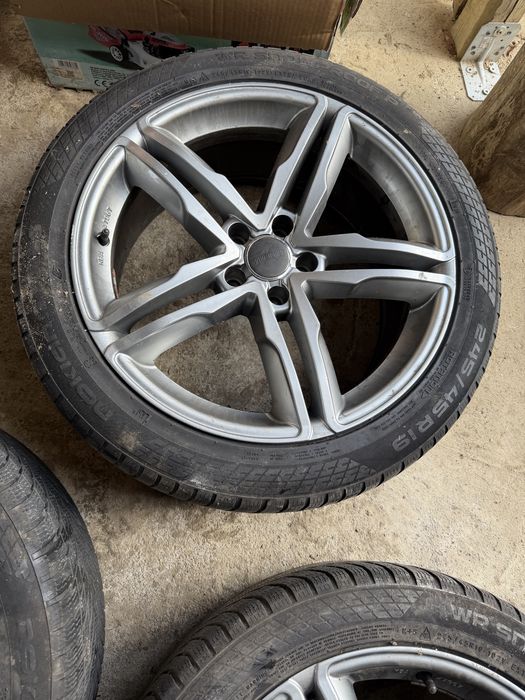 Jante Audi A8 2016 cu anvelope iarna Nokian Tires 245/45 R19