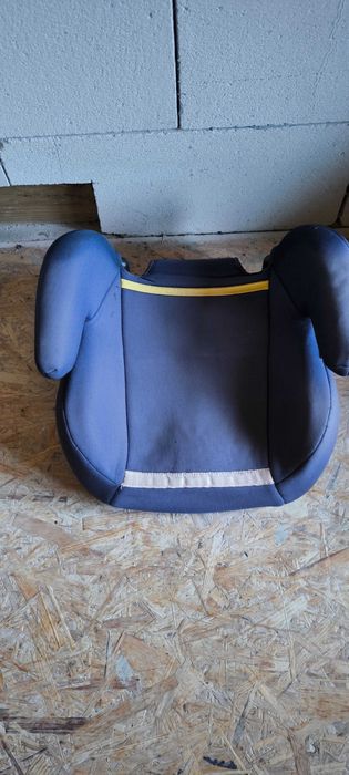 Scaun auto 3-7 ani inaltator+ spatar demontabil+tetiera reglabila