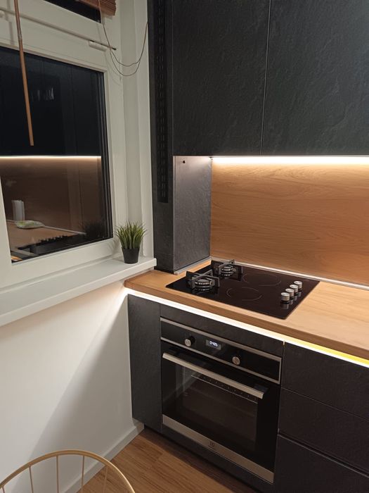 Plita mixtă gaz+curent Electrolux EGE6172NOK