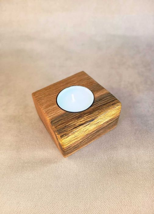 Дървени свещници от естествен дъб